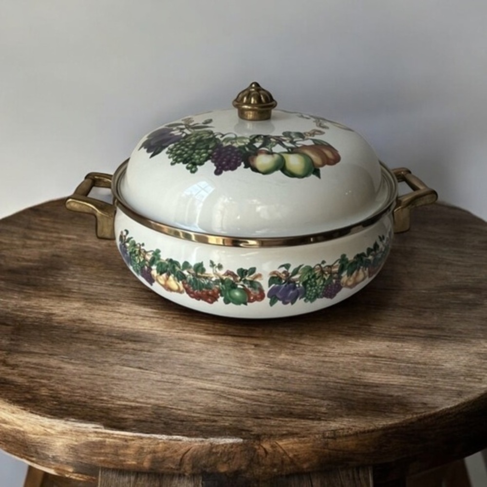 Vintage Tabletops Unlimited Fruit Design Enamel on Metal Casserole withโฆ